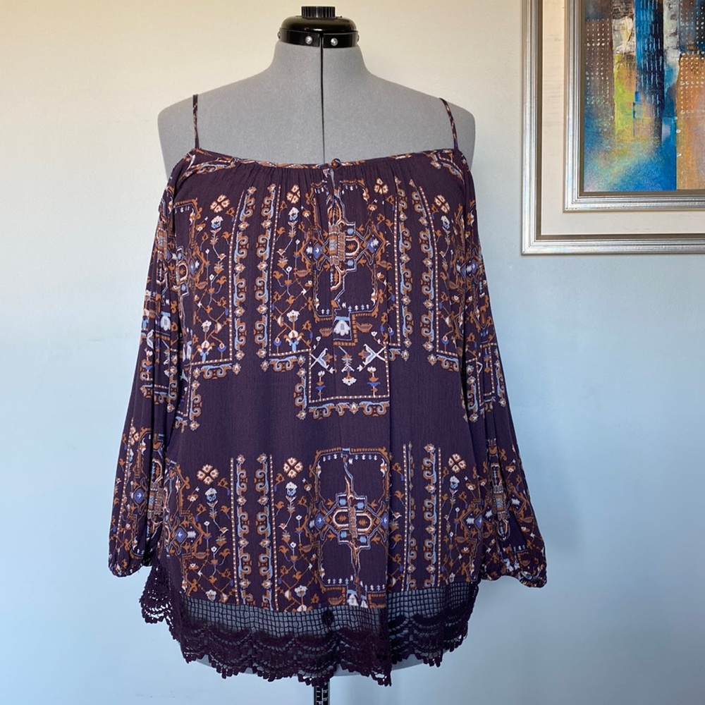Knox Rose Cold Shoulder Top